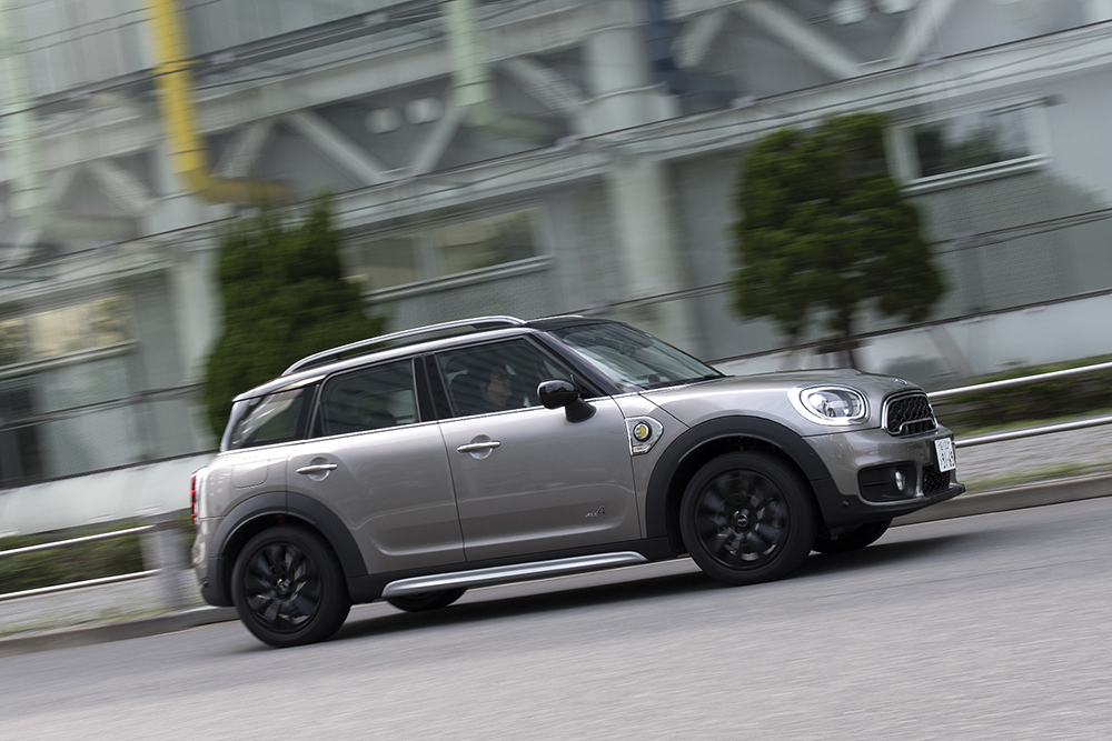 Miniクロスオーバーphev試乗 ハイブリッドでもminiの走りはやっぱり軽快だった Gp Part 2