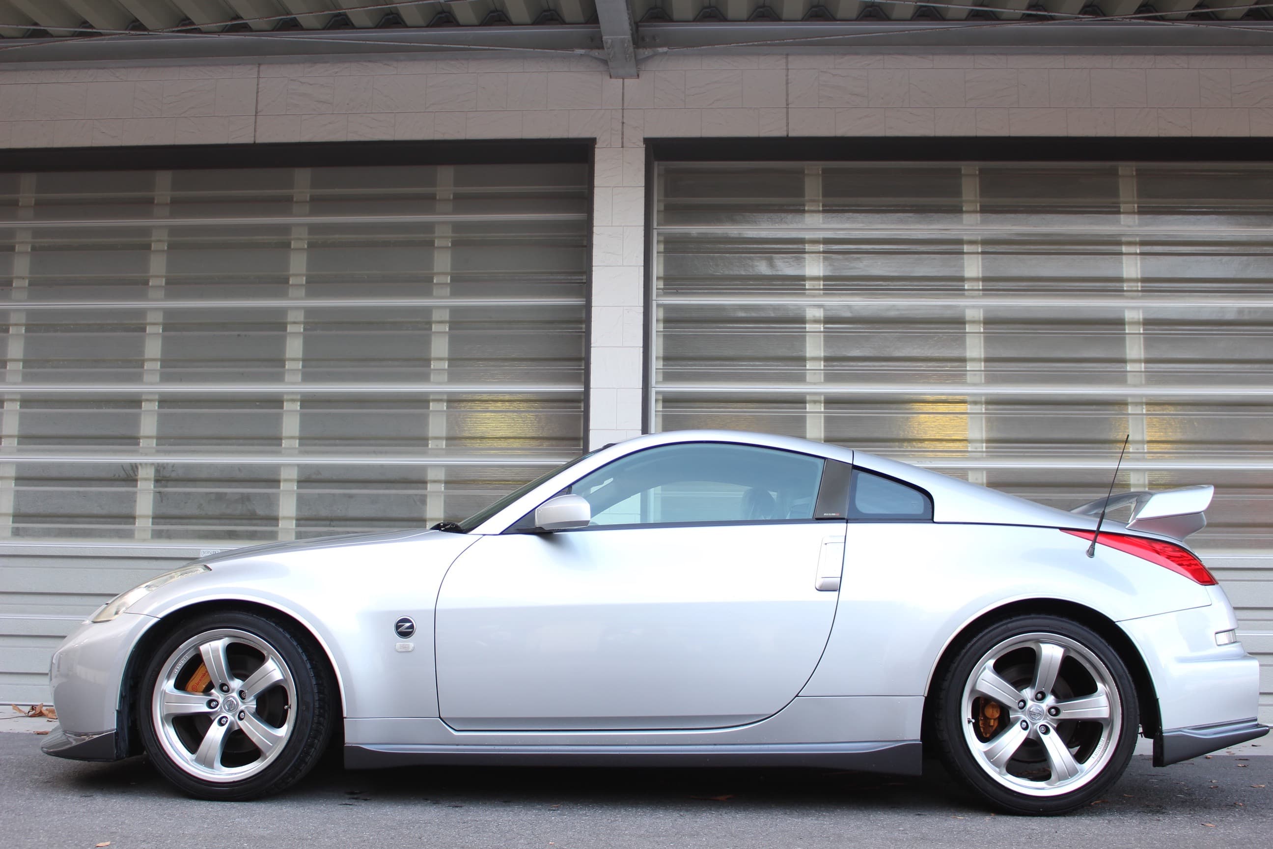 カ 155902 フェアレディZ Z33 バージョンニスモ フロントバンパー