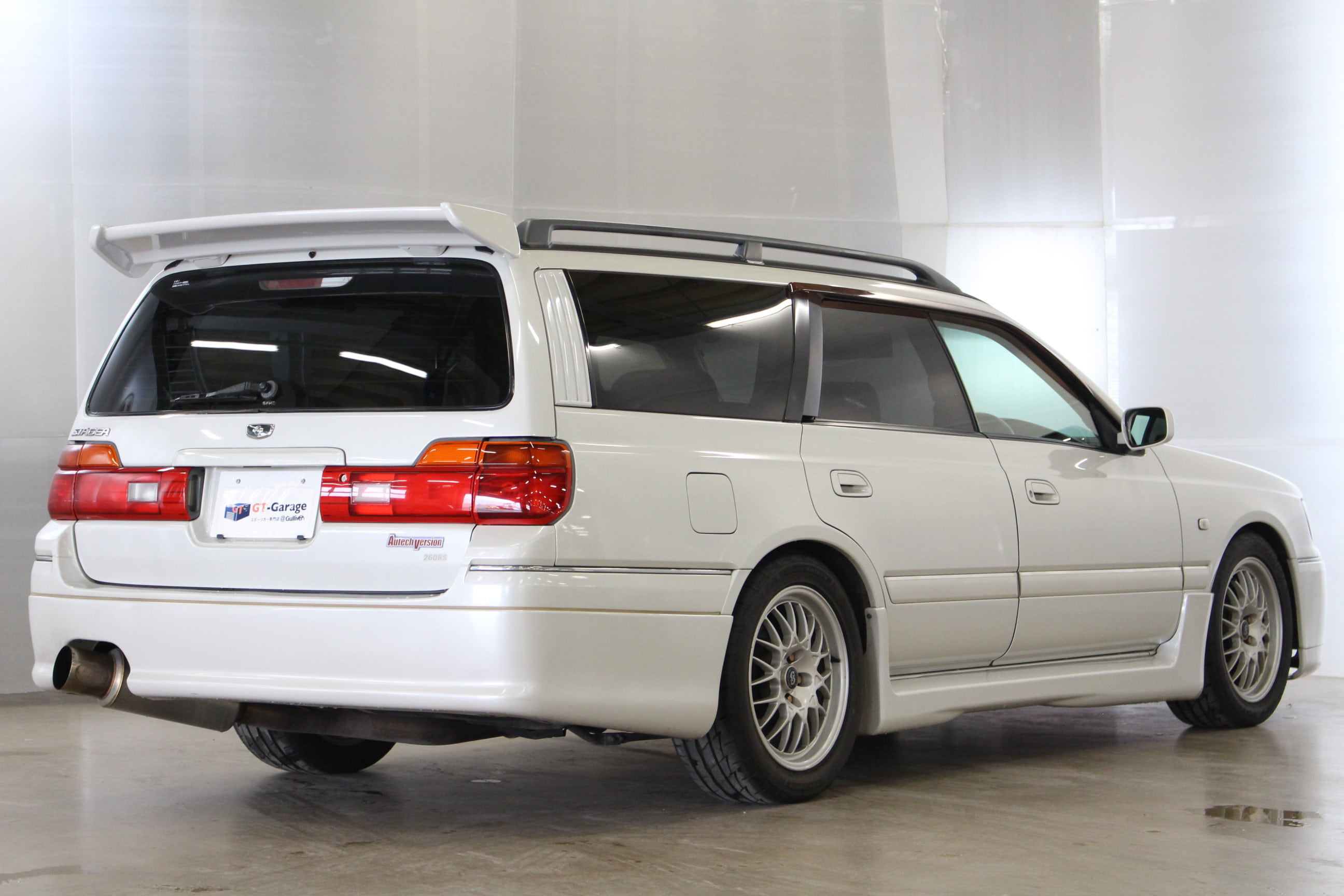 260RS白 ステージア | GT-Garage