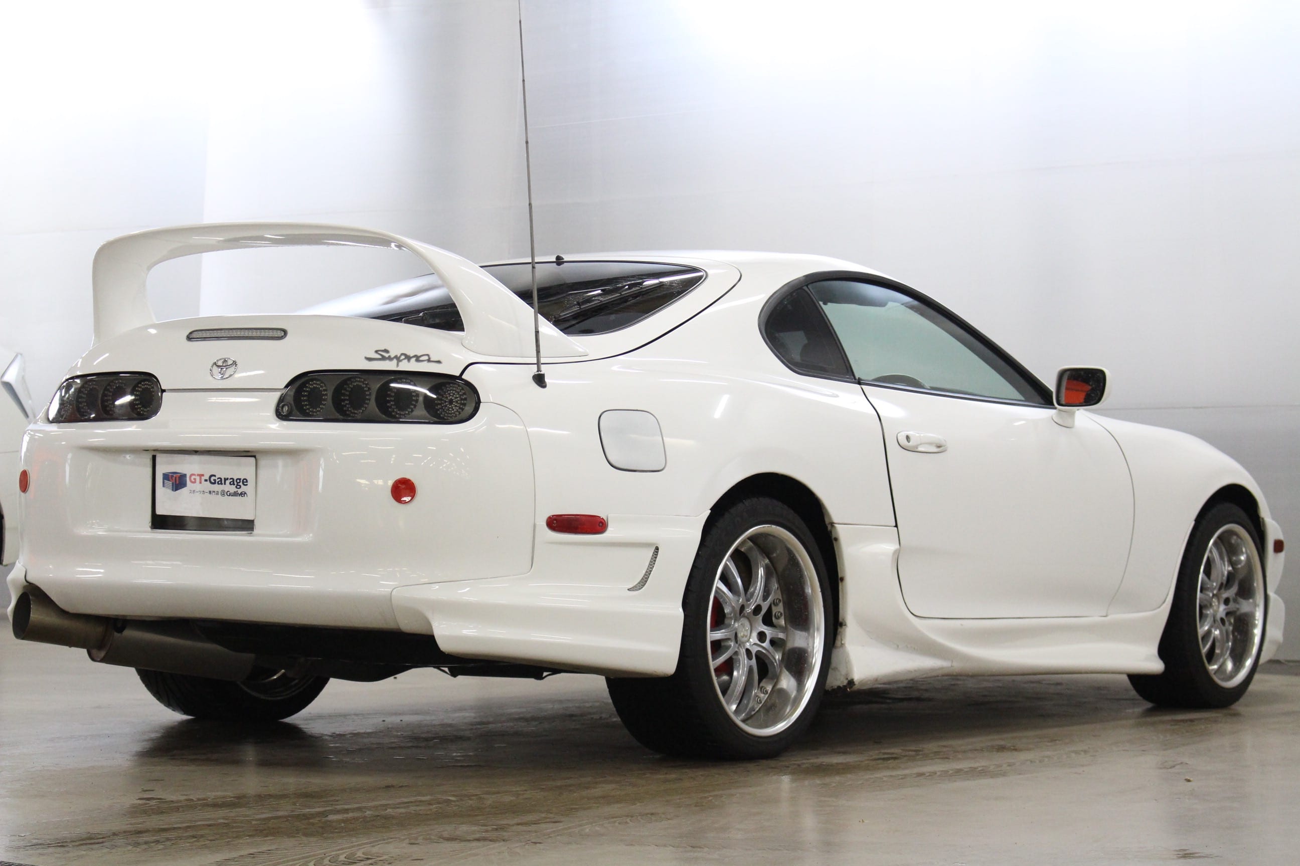 スープラ SZ JZA80 ヴェルサイド | GT-Garage