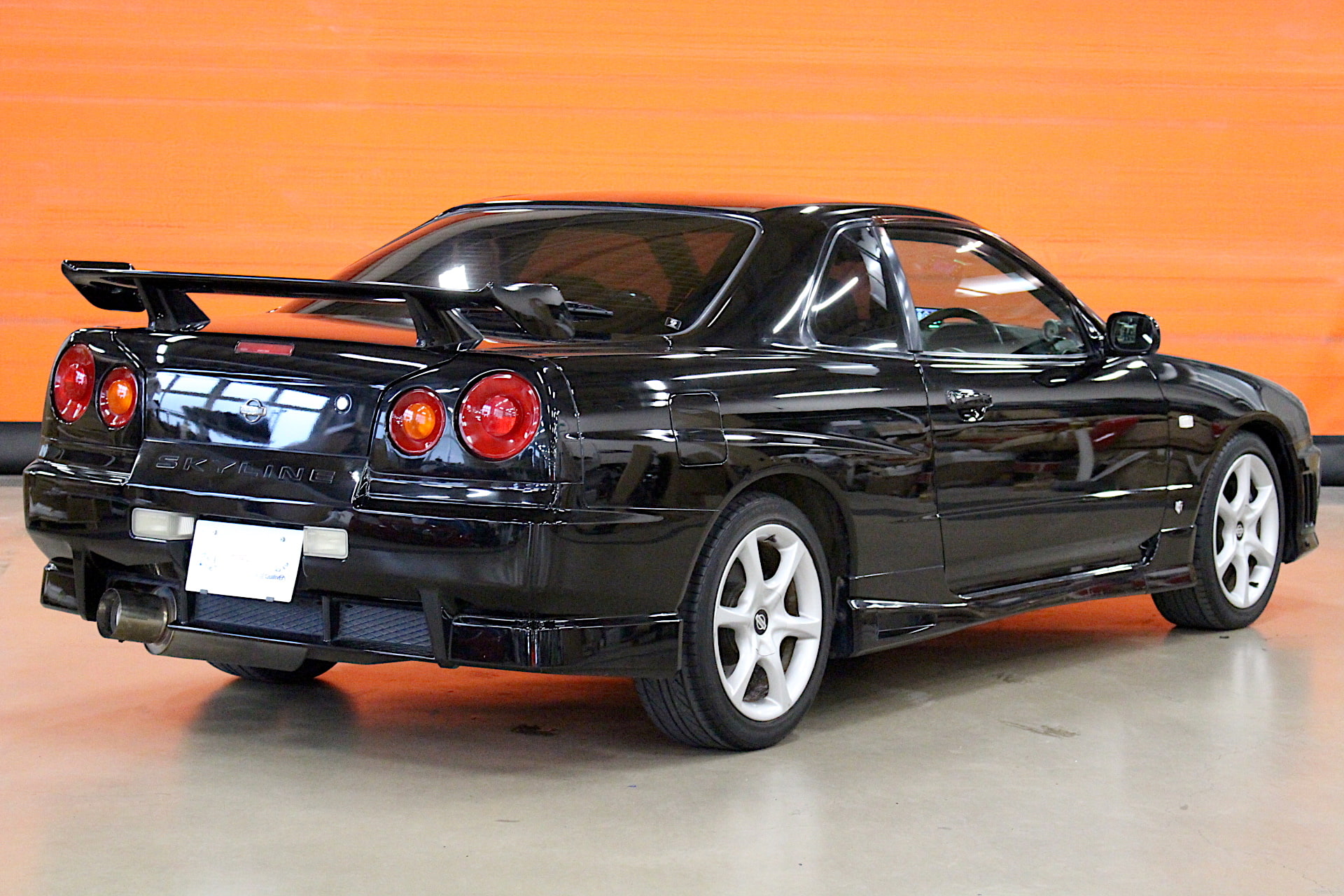 前期ER34クーペ黒 | GT-Garage