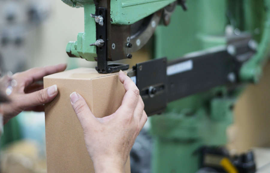 環境負荷の少ない工場と素材