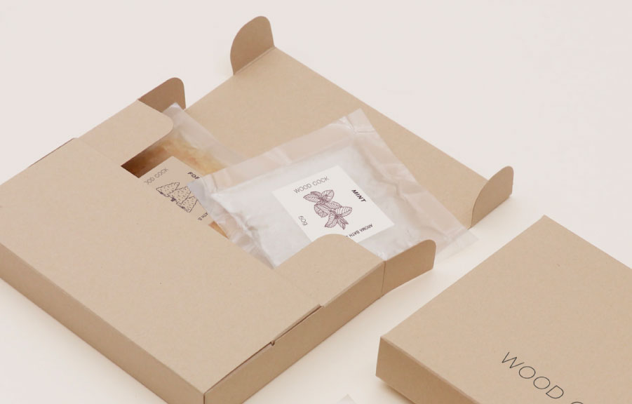 両サイドを差込んで組み立てるパッケージ