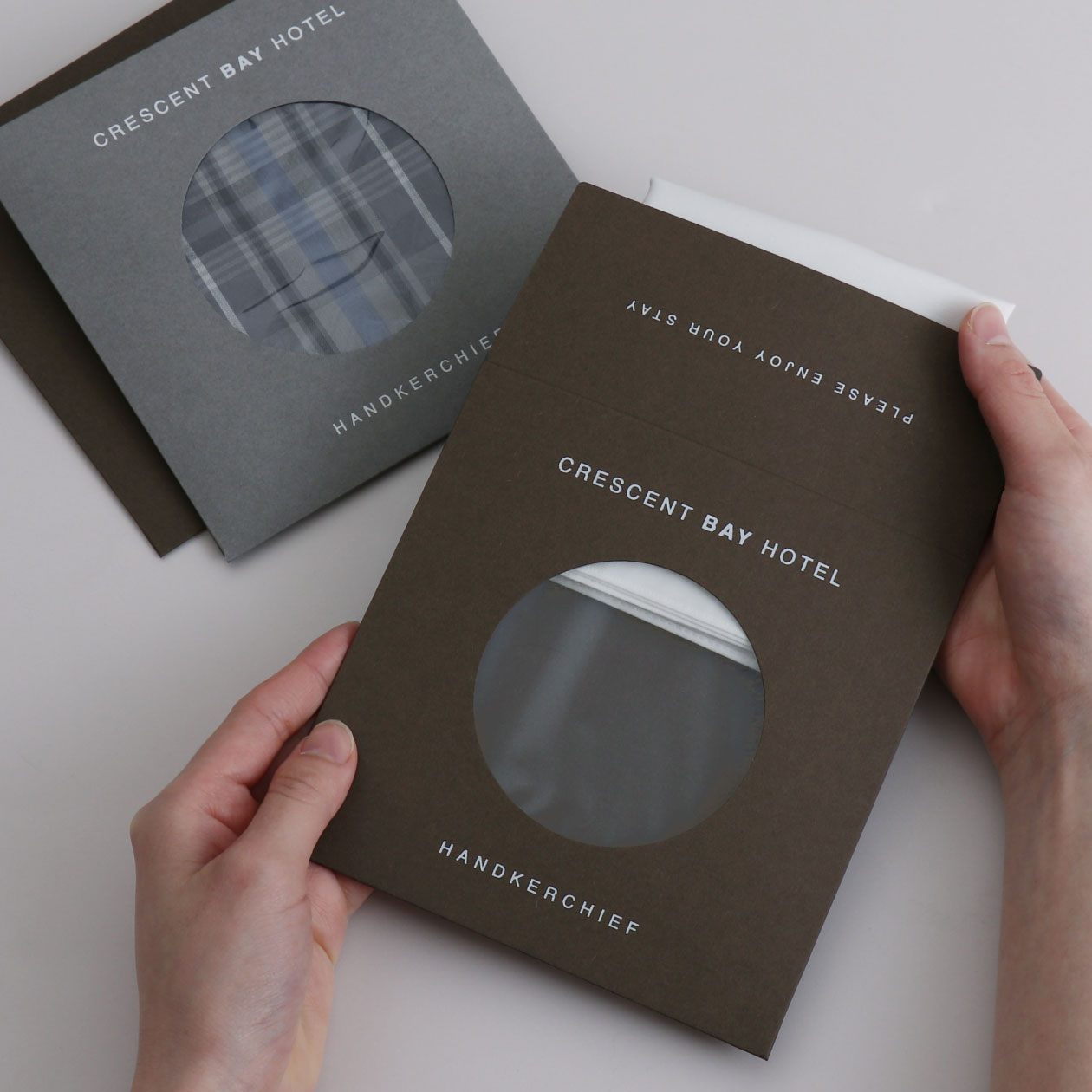 ハンカチのパッケージ