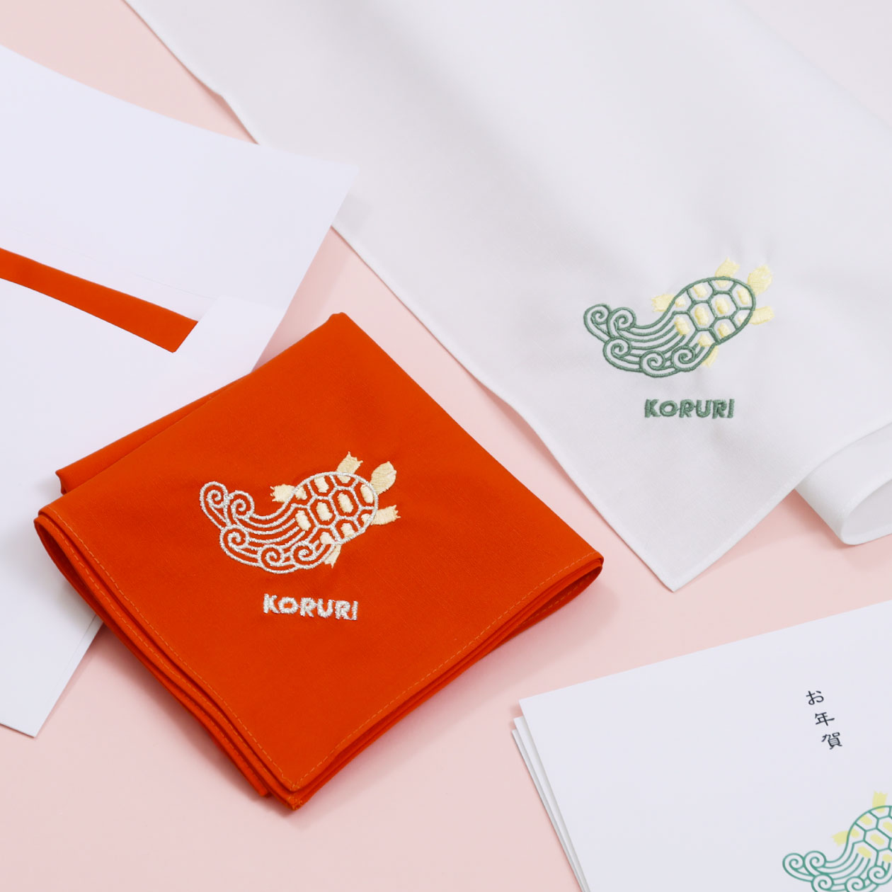 亀の刺繍入り お祝い用名入れハンカチギフト