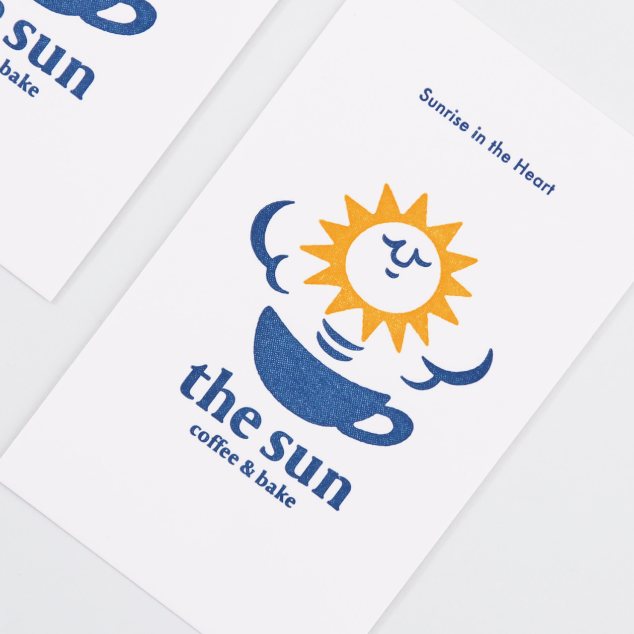 店のコンセプトの思いを込めたショップカード（Cotton スノーホワイト）