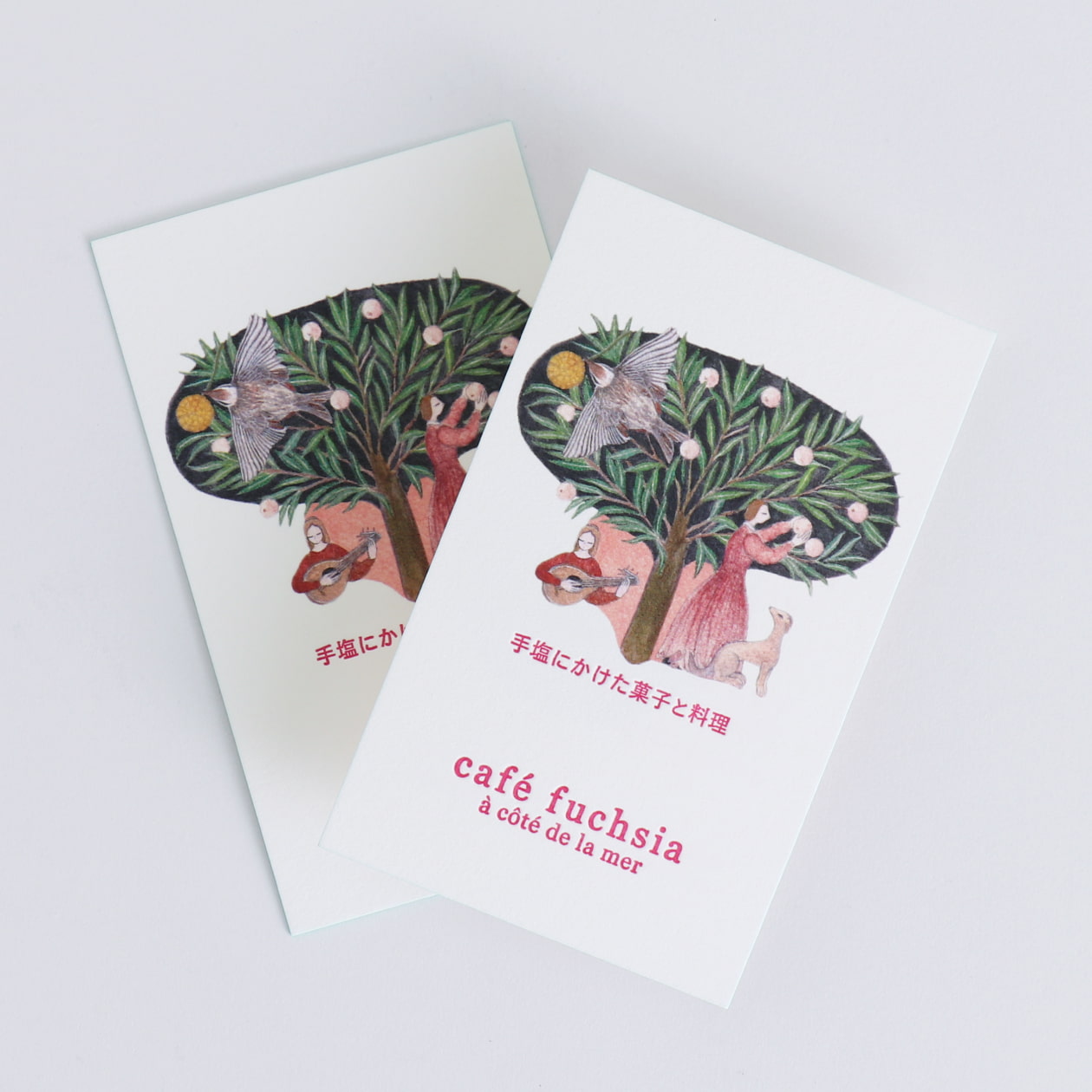 テーマカラーに合わせた印刷・加工色のショップカード（Cotton スノーホワイト）