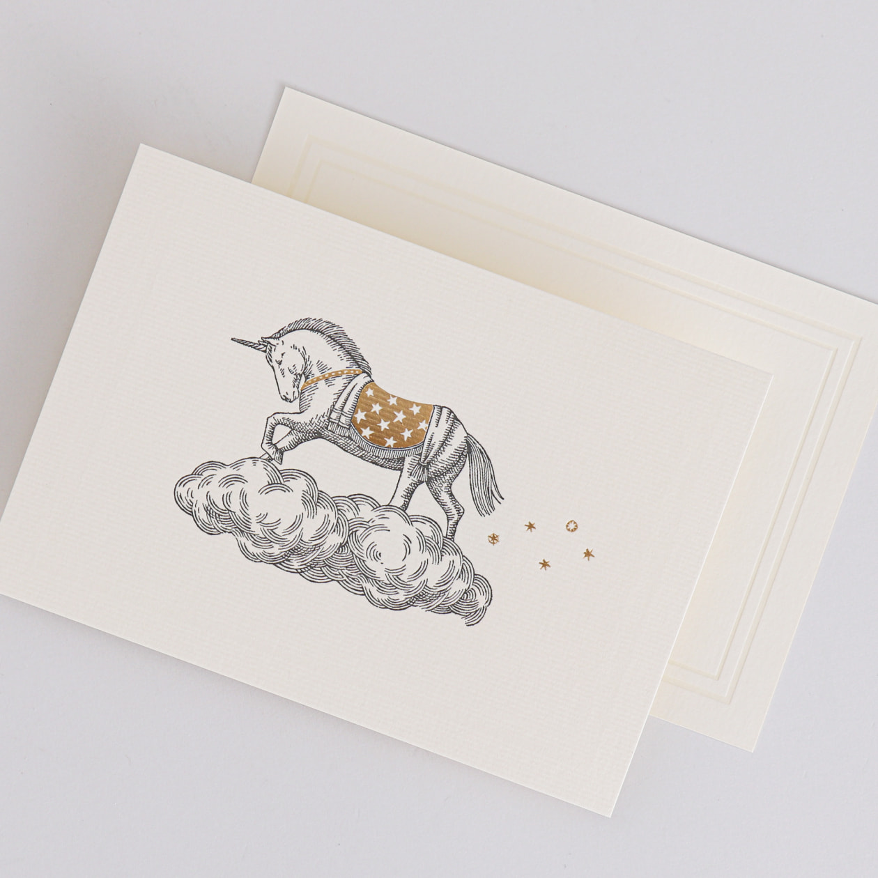 箔押し加工や活版印刷の存在感のあるカード（Styleレイド ソフトクリーム）