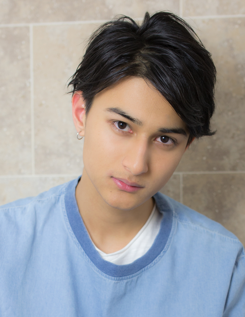 ダブル2wayアップバングスタイル Fs 96 ヘアカタログ 髪型 ヘアスタイル Afloat アフロート 表参道 銀座 名古屋の美容室 美容院