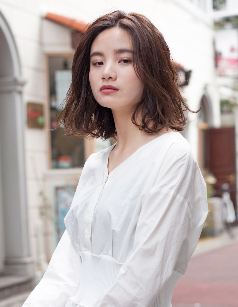 大人かわいい切りっぱなしボブグレージュヘアスタイル Sr 3 ヘアカタログ 髪型 ヘア スタイル Afloat アフロート 表参道 銀座 名古屋の美容室 美容院