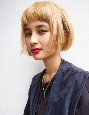 ぱっつん前髪 ヘアスタイル一覧 ヘアカタログ 髪型 ヘアスタイル Afloat アフロート 表参道 銀座 名古屋の美容室 美容院
