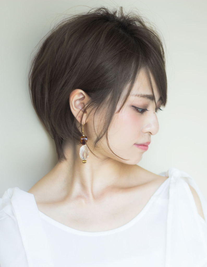 髪型 ボブ 大人っぽい