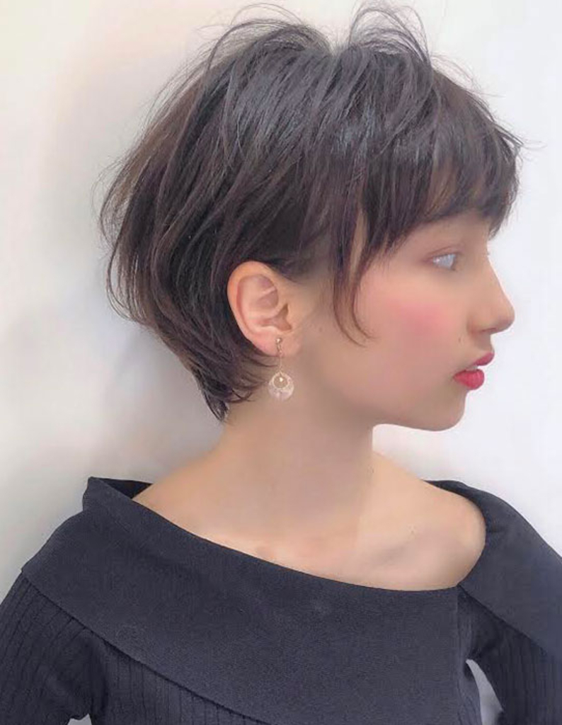 きれいなシルエットのショートヘア Tu 404 ヘアカタログ 髪型 ヘアスタイル Afloat アフロート 表参道 銀座 名古屋の美容室 美容院