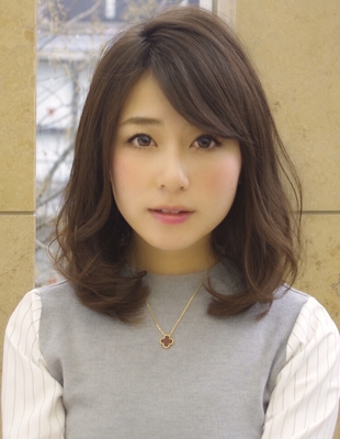 白髪染め ヘアスタイル一覧 ヘアカタログ 髪型 ヘアスタイル Afloat アフロート 表参道 銀座 名古屋の美容室 美容院