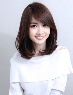 ミディアム セミディ ヘアスタイル一覧 ヘアカタログ 髪型 ヘアスタイル Afloat アフロート 表参道 銀座 名古屋の美容室 美容院