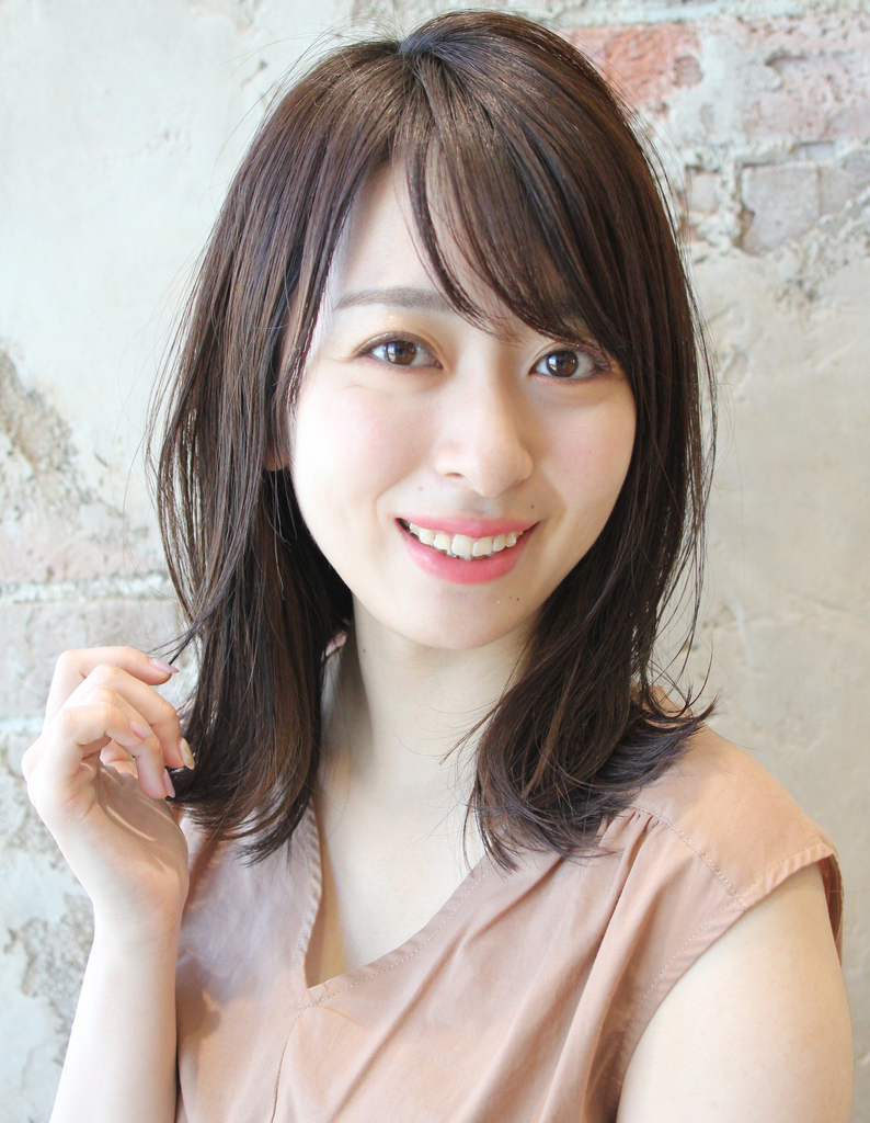 こなれ大人女子の外ハネミディアム Tk ２０８ ヘアカタログ 髪型 ヘアスタイル Afloat アフロート 表参道 銀座 名古屋の美容室 美容院