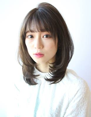 ミディアム セミディ ヘアスタイル一覧 ヘアカタログ 髪型 ヘアスタイル Afloat アフロート 表参道 銀座 名古屋の美容室 美容院