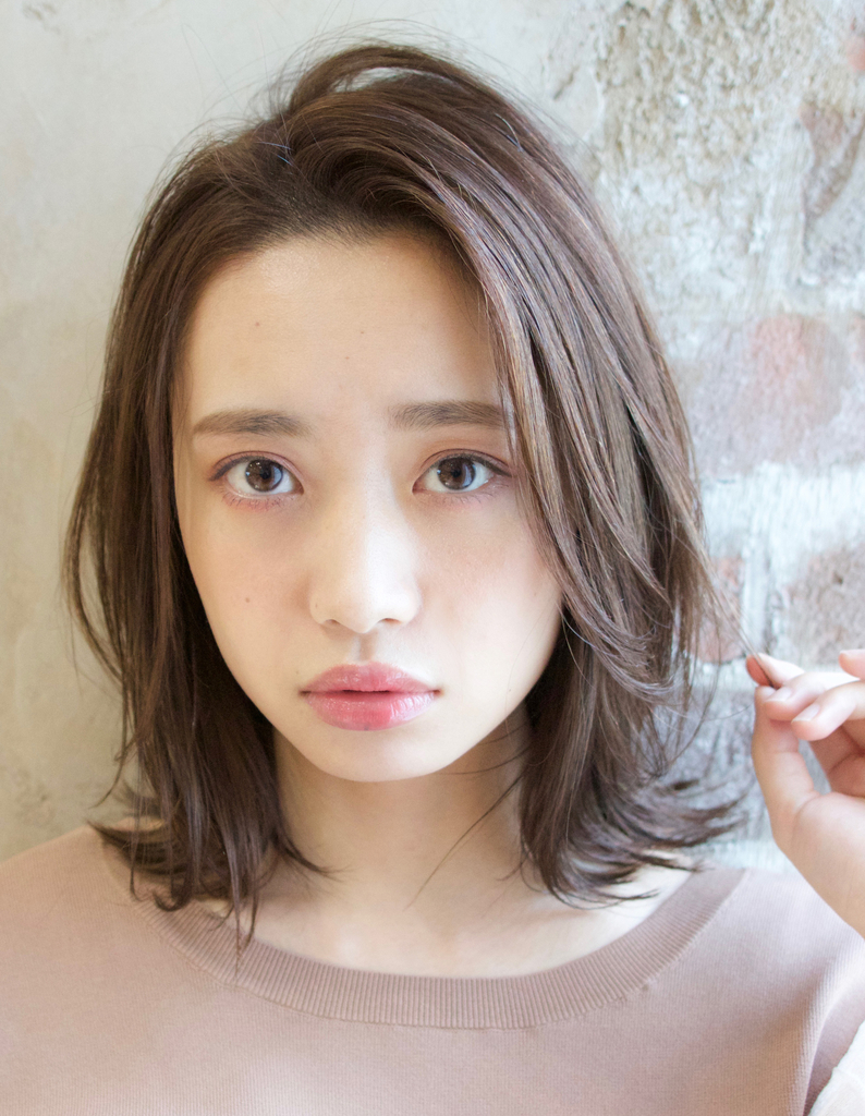 ヌーディベージュカラー 丸顔 広がる方 外はねくびれボブ Tk ４９６ ヘアカタログ 髪型 ヘアスタイル Afloat アフロート 表参道 銀座 名古屋の美容室 美容院