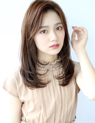 セミロング ロング ヘアスタイル一覧 ヘアカタログ 髪型 ヘアスタイル Afloat アフロート 表参道 銀座 名古屋の美容室 美容院