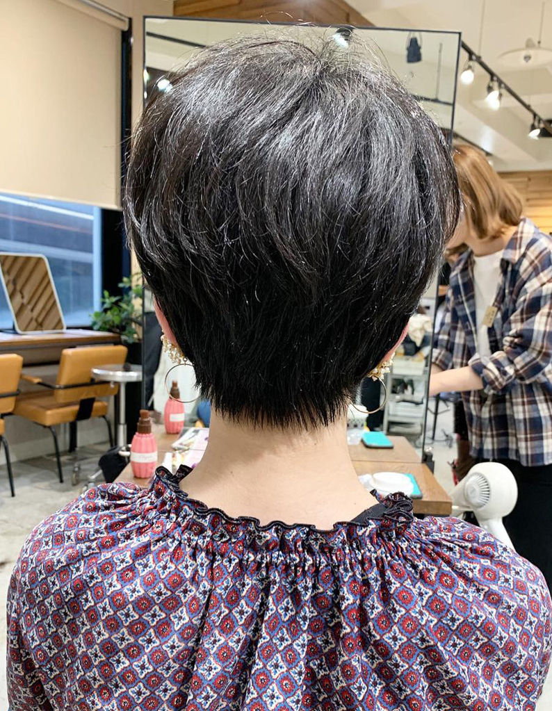 波瑠さん風ショートヘア Om 5 ヘアカタログ 髪型 ヘアスタイル Afloat アフロート 表参道 銀座 名古屋の美容室 美容院