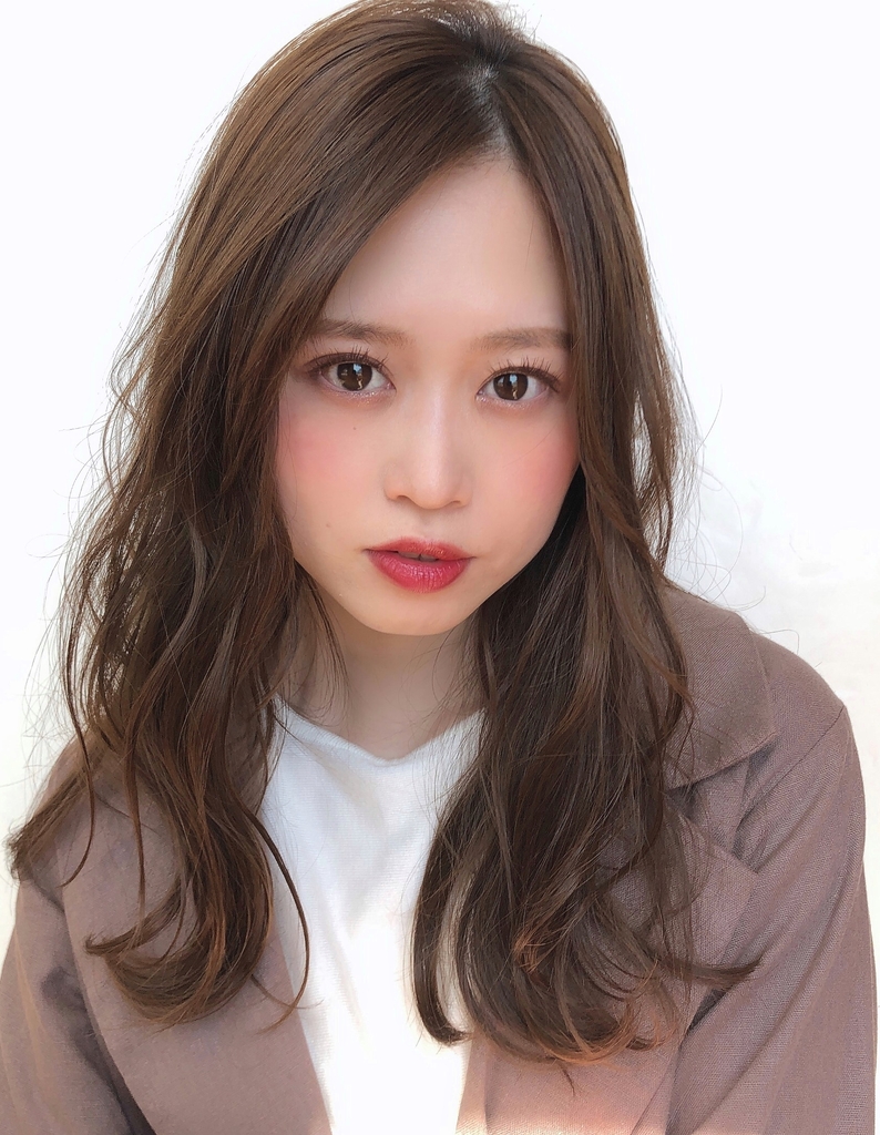 大人かわいいセミロングレイヤー ヘアカタログ 髪型 ヘアスタイル Afloat アフロート 表参道 銀座 名古屋の美容室 美容院