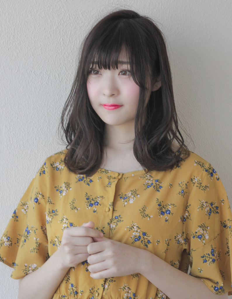 ふんわりカール可愛い小顔ミディアムヘア To 18 ヘアカタログ 髪型 ヘアスタイル Afloat アフロート 表参道 銀座 名古屋の美容室 美容院