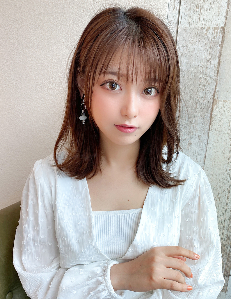 代30代40代小顔外ハネミディアムひし形シルエットくびれミディ ヘアカタログ 髪型 ヘアスタイル Afloat アフロート 表参道 銀座 名古屋の美容室 美容院