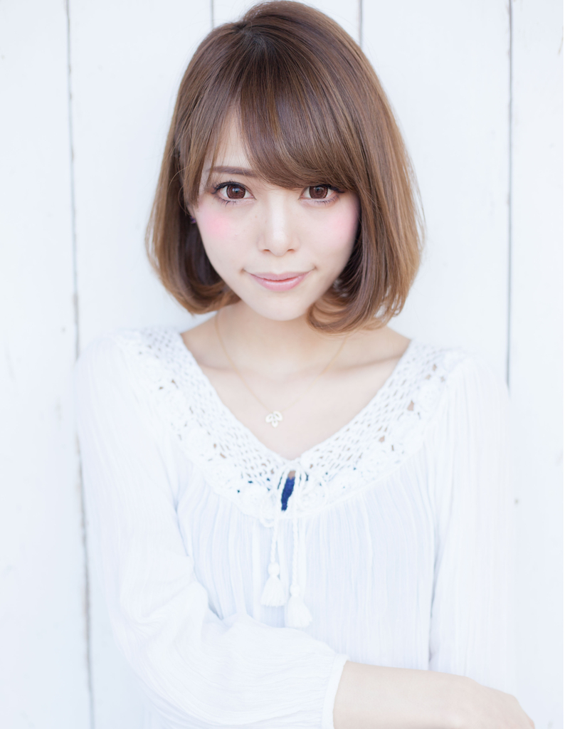 清潔感ある耳かけボブ Yk 241 ヘアカタログ 髪型 ヘアスタイル Afloat アフロート 表参道 銀座 名古屋の美容室 美容院