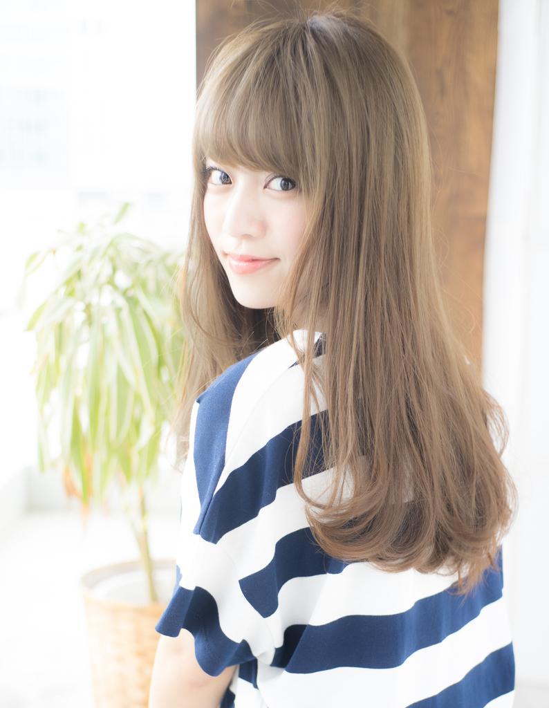 ほつれワンカールロング Ry 1 ヘアカタログ 髪型 ヘアスタイル Afloat アフロート 表参道 銀座 名古屋の美容室 美容院