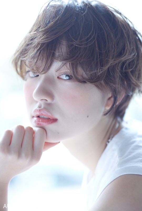 ナチュラルショートボブ