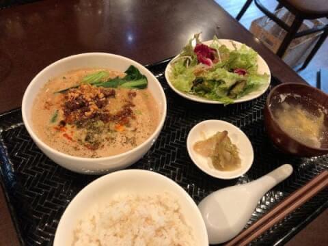 燕燕_担々麺_出町柳_中華ランチ