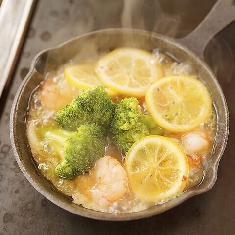 京都駅周辺のおすすめ居酒屋15選 個室ありのお安い飲み屋から デートや女子会に使いたいおしゃれな居酒屋まで はらへり