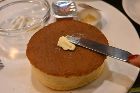 ローヤル_釜焼きスフレパンケーキ_東京交通会館_喫茶店