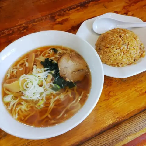 半チャンラーメン（醤油味）_半チャンラーメン あかしや_ラーメン_東陽町