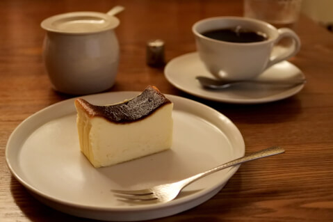 喫茶葦島_ホットコーヒーとケーキ_京都（三条）_喫茶店