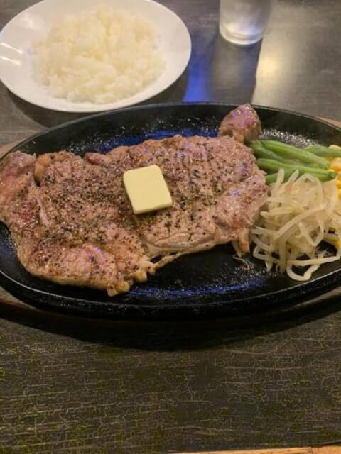 馬車道でおすすめのおしゃれで安いランチ、ひとりランチに人気の肉