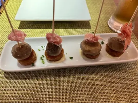 コレド室町 bikini picar ピンチョス