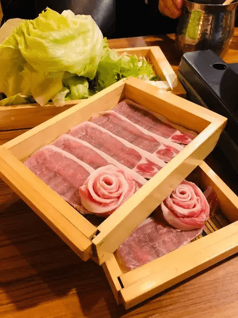 豚吟のレタスしゃぶしゃぶ_栄居酒屋_おすすめ