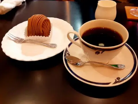 池袋_喫茶店_カフェド巴里_モンブラン_セット