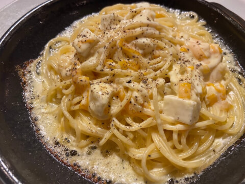 横浜チーズカフェのパルミジャーノパスタ