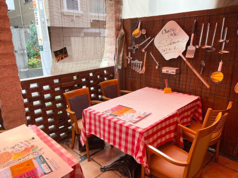 横浜チーズカフェのテラス席
