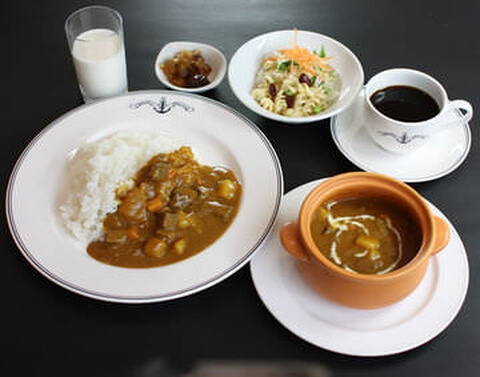 カレー本舗料理