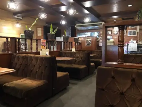 純喫茶デア_店舗内観_赤羽ランチ
