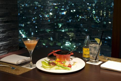 池袋_ディナーダイニングバー_オーヴェスト _夜景_デート_女子会