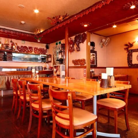 エラワン_店舗内観_横須賀カレー