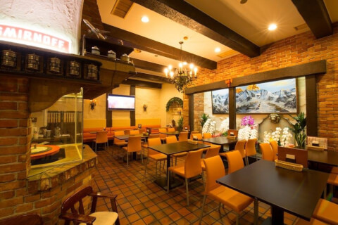 ゴルカパレス_店舗内観_横須賀のカレー店