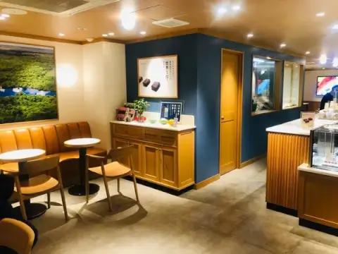 reen bean to bar CHOCOLATE_店舗内観_中目黒カフェ