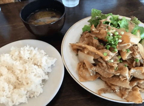 豚忠 原宿 ランチ 肉 おすすめ