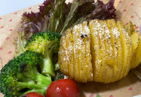 パーティー料理_ハッセルバックポテト