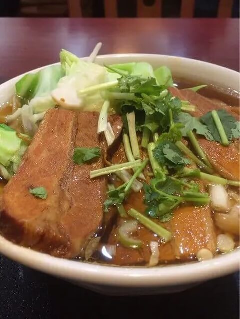 芊品香_自家製とろとろチャーシュー刀削麺_九段下ランチ